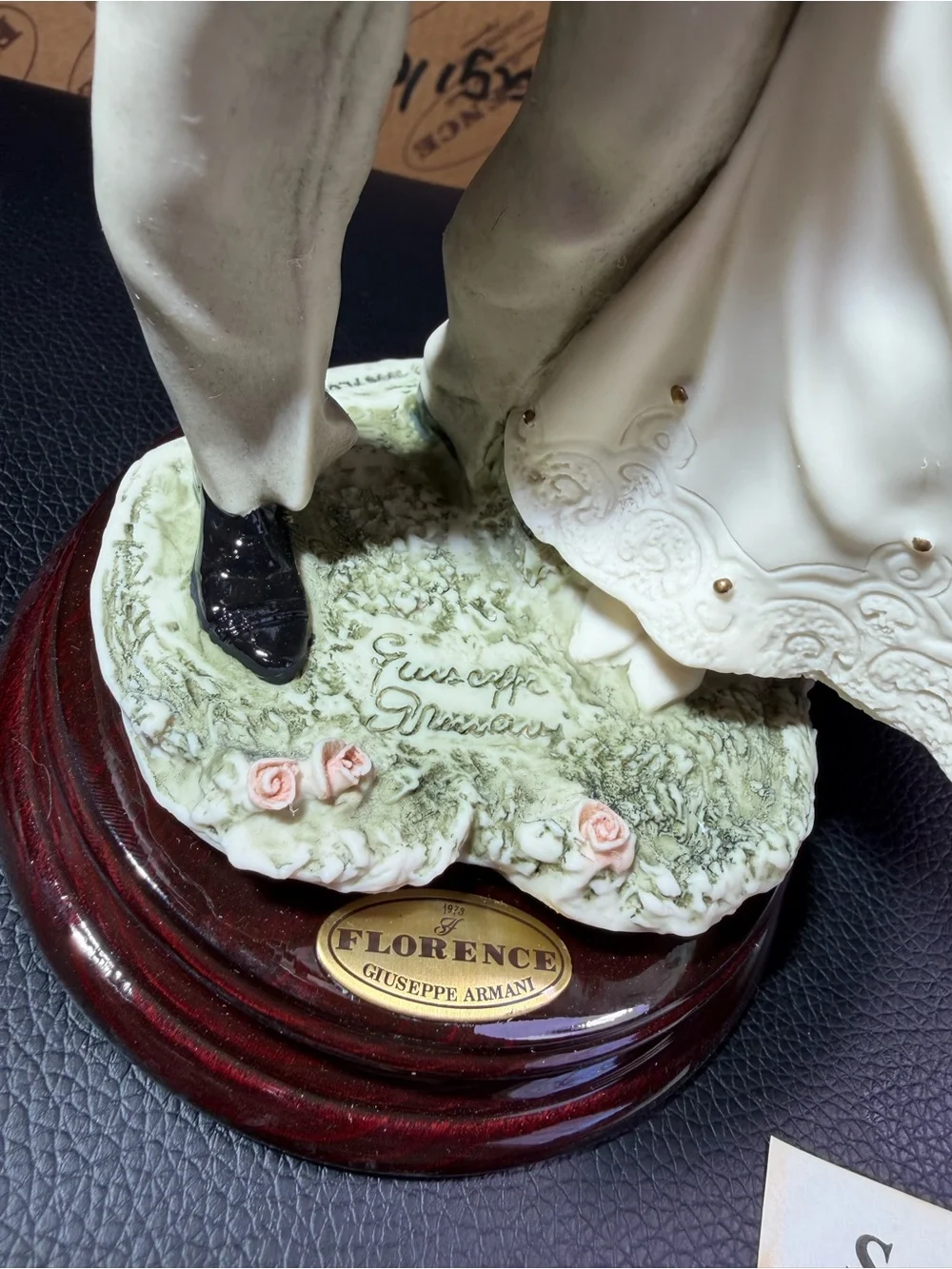 Giuseppi Armani RARE 1995 Florence Italy Porcelain 